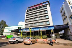 FabHotel Prime Majhali - Nr. D-Mart (30M)