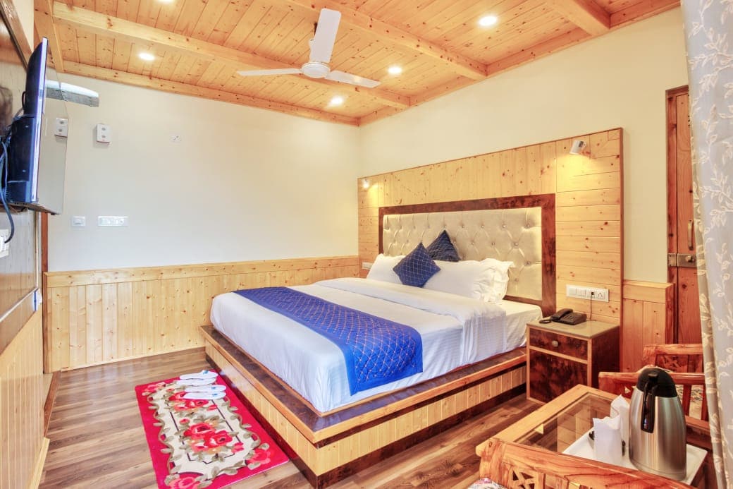 Onlystay Surya Mall Road Manali - Tap to explore photos