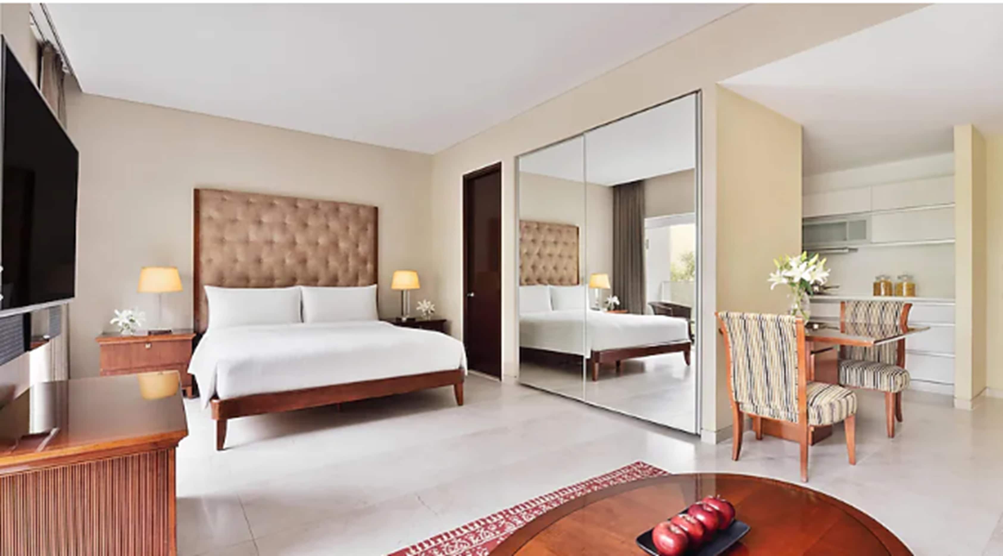 Marriott Suites Pune- ZS Associates - Tap to explore photos
