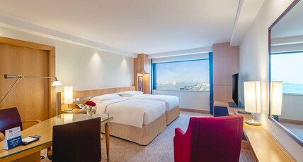 Hyatt Regency Dubai. Room Type - CLUB TWIN SEA VIEW