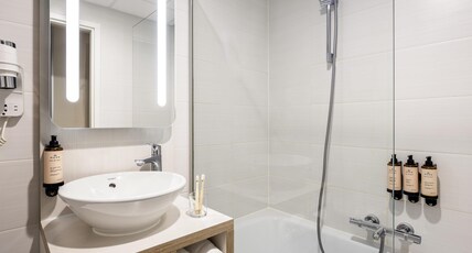 Hotel Mercure Oostende Room Type - Superior room with city view, 1 double bed Hotel Mercure Oostende Room Type - Superior room with city view, 1 double bed