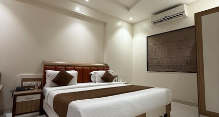 Hotel Paradise Room Type - Super Deluxe