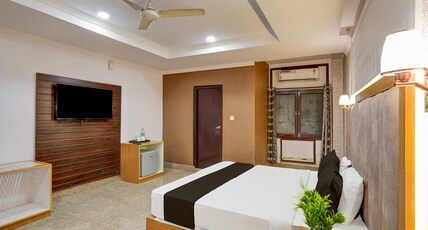 Collection O Awas Vikas Near Bus Stand Formerly Hotel Rivera Room Type - Deluxe