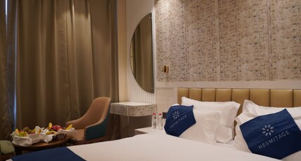 Hotel Hermitage Srinagar Room Type - Deluxe Room