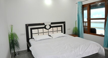 Escape to the Hills Calm stay iii Room Type - Bedroom 3