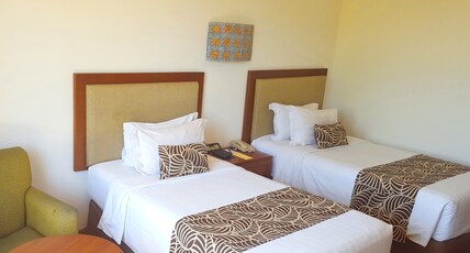 Kuta Paradiso Hotel Room Type - Deluxe Pool View