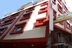 Hotel Honnagiri residency
