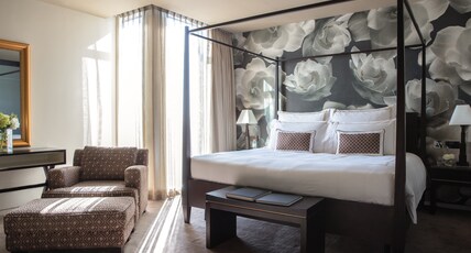 Jumeirah Emirates Towers Dubai Room Type - Presidential Suite
