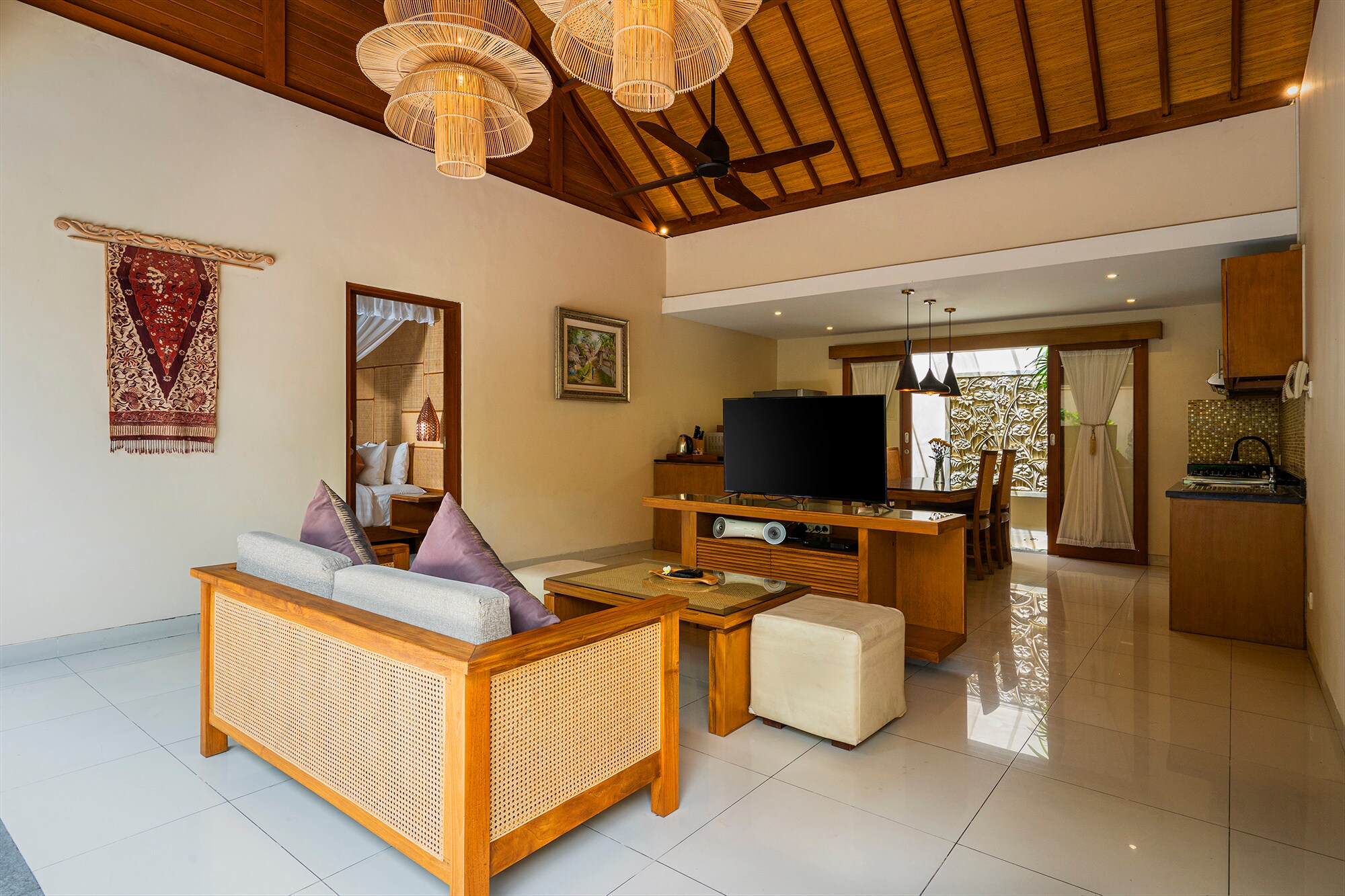 Lasanti Villas Seminyak - Tap to explore photos