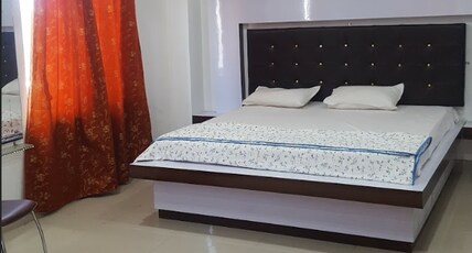 Hotel Sri Sai International Room Type - Suite