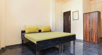 GuestLo Room Type - Deluxe Room