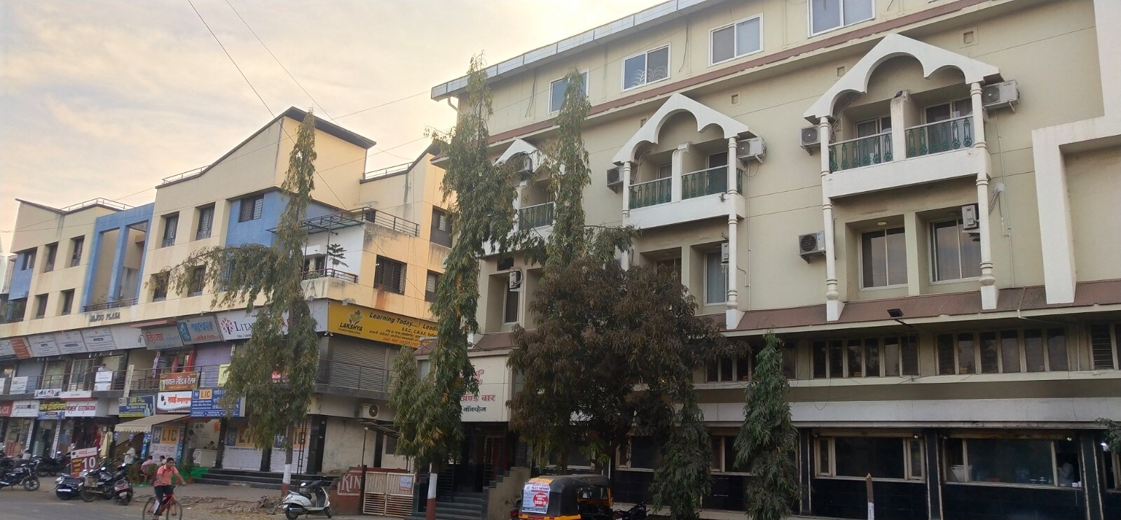 The Byke Express - Suresh Plaza | (Pan India Pure Veg Hotel Chain) - Tap to explore photos