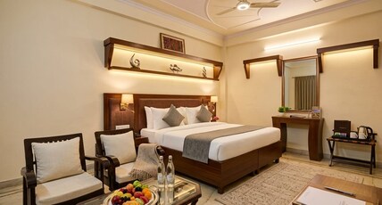 Hotel Prithvi Palace Near GZB Railway Station Room Type - Deluxe Room