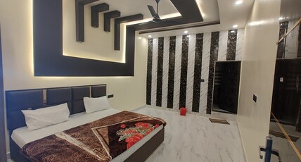 RAMLALA NIWAS Room Type - Deluxe Room