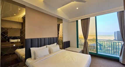 Siddhant Hill Resorts Room Type - Grandeur Room