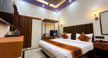 Cozykey dehradun Room Type - Cozy Comfort Room