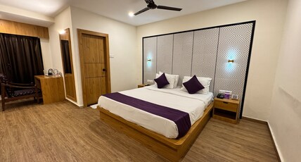 VITS Daman Devka Beach Room Type - Deluxe Room