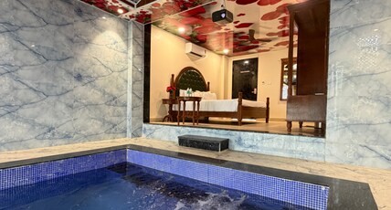 Rajmahal Hotel and Resort Room Type - Maharaja Cottage with Private Pool Rajmahal Hotel and Resort Room Type - Maharaja Cottage with Private Pool