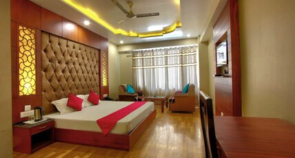 Hotel Neelam - Near Volvo Bus Stop Room Type - Riverfront Mountain View