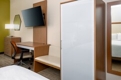 Holiday Inn Express & Suites Naples North - Bonita Springs