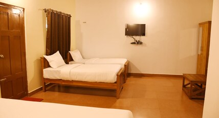 TROGON RESORT Room Type - Double double Room