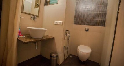 Hotel The Moneta (Near FC College) Room Type - Executive Room