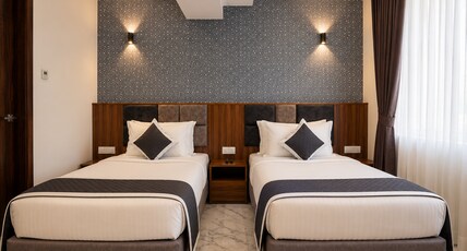 Sabu's Grand Royale- Thampanoor Room Type - Deluxe Twin Room