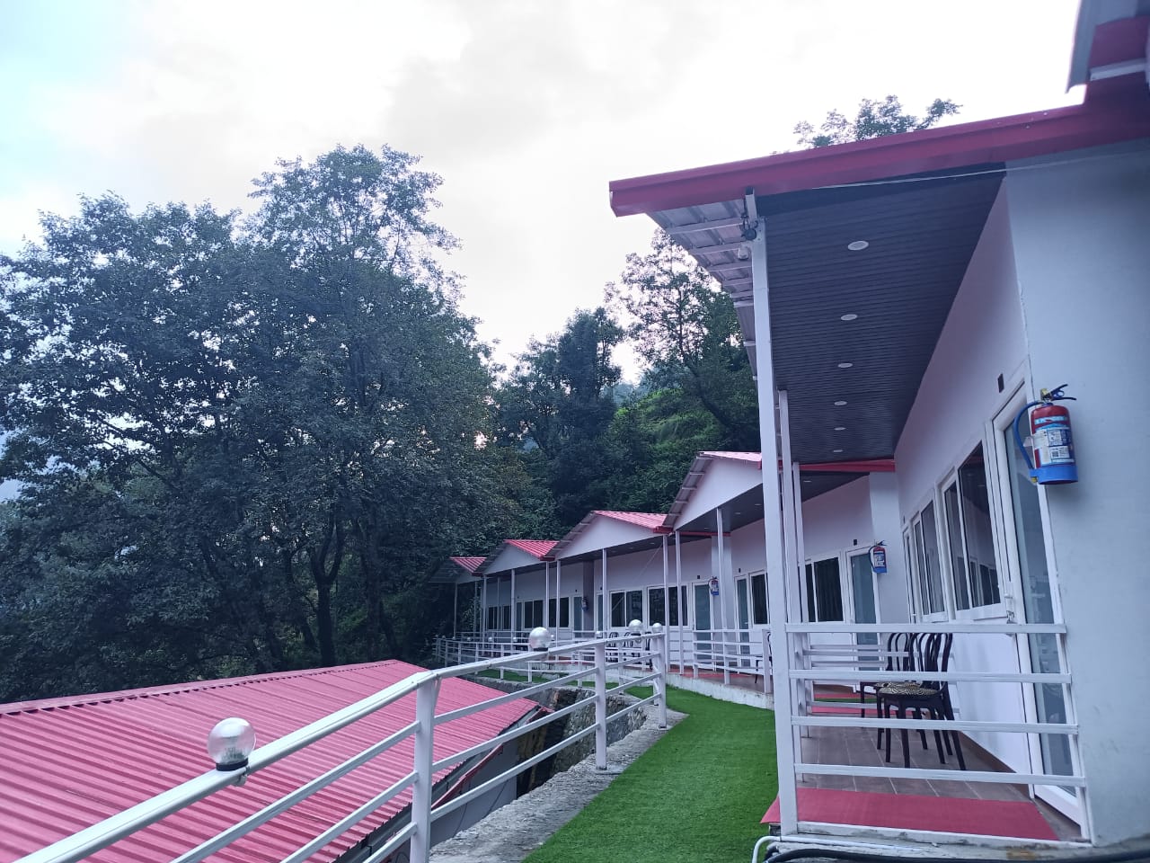 Shivas Trident Resort - Tap to explore photos