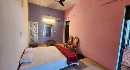 SHRI OM SAI LAWN Room Type - Bedroom 1