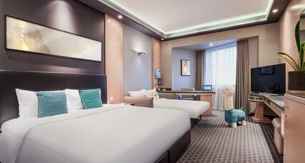 M Hotel Singapore City Centre Room Type - Premier Family with One King Bed and Sofa bed