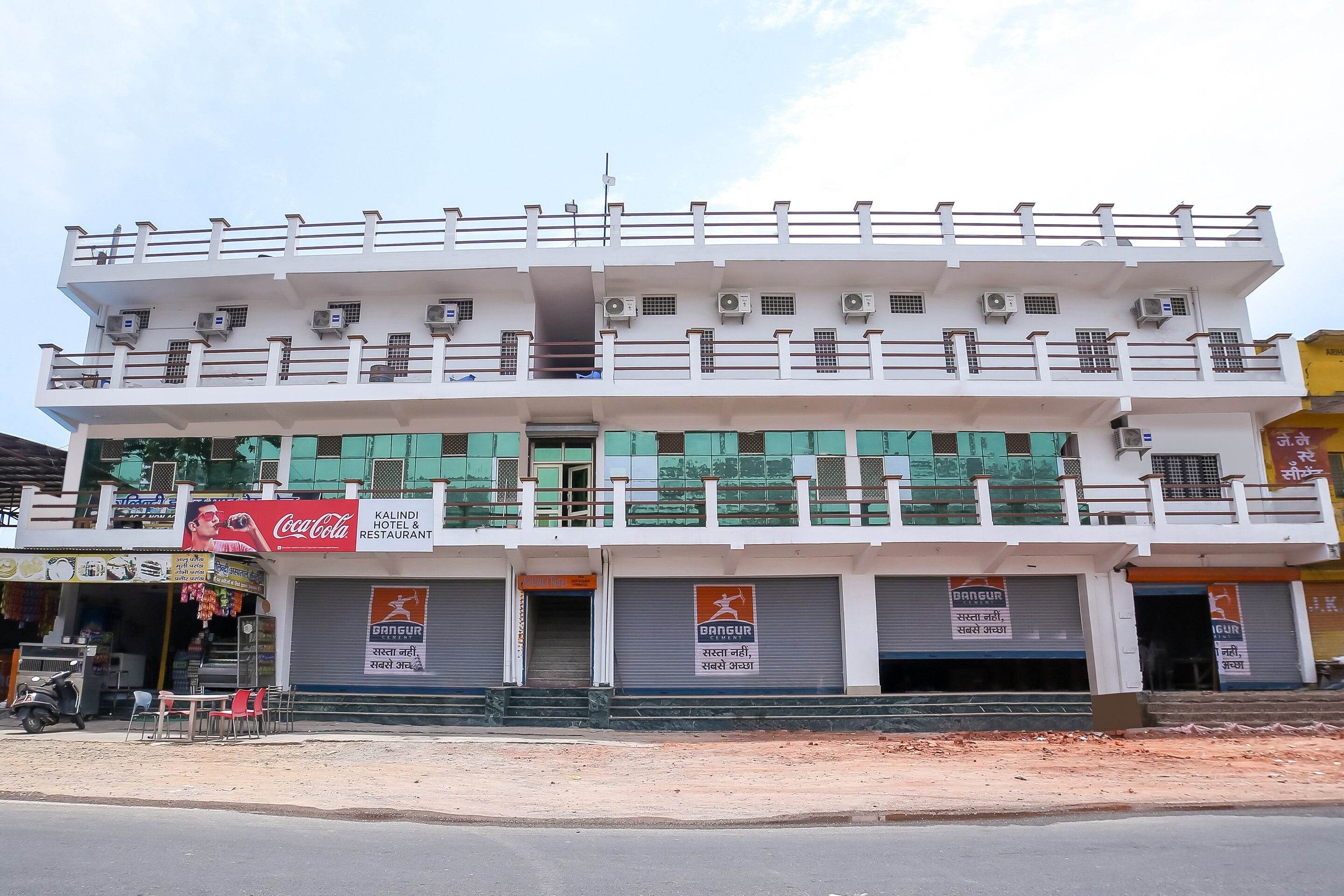 Hotel O Kalindi - Tap to explore photos