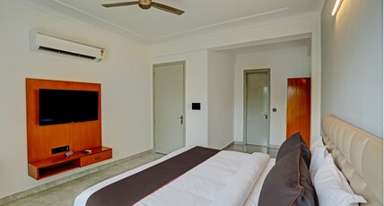 Roswell Inn Room Type - Deluxe King Room With Balcony