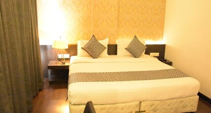 Poppys Tower Room Type - Standard Room AC