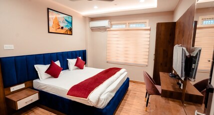 JSR Ganga @Dashashwamedh Ghat Room Type - Deluxe Room