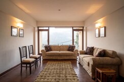 Lake View 2BHK close to Mall Road l Emerald Bay