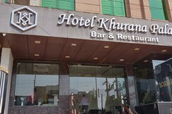 Hotel Khurana Palace