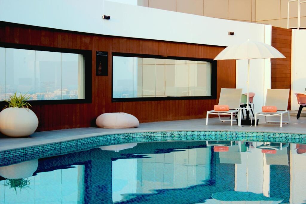 Pyramisa Apartments Hotel Dubai - Tap to explore photos