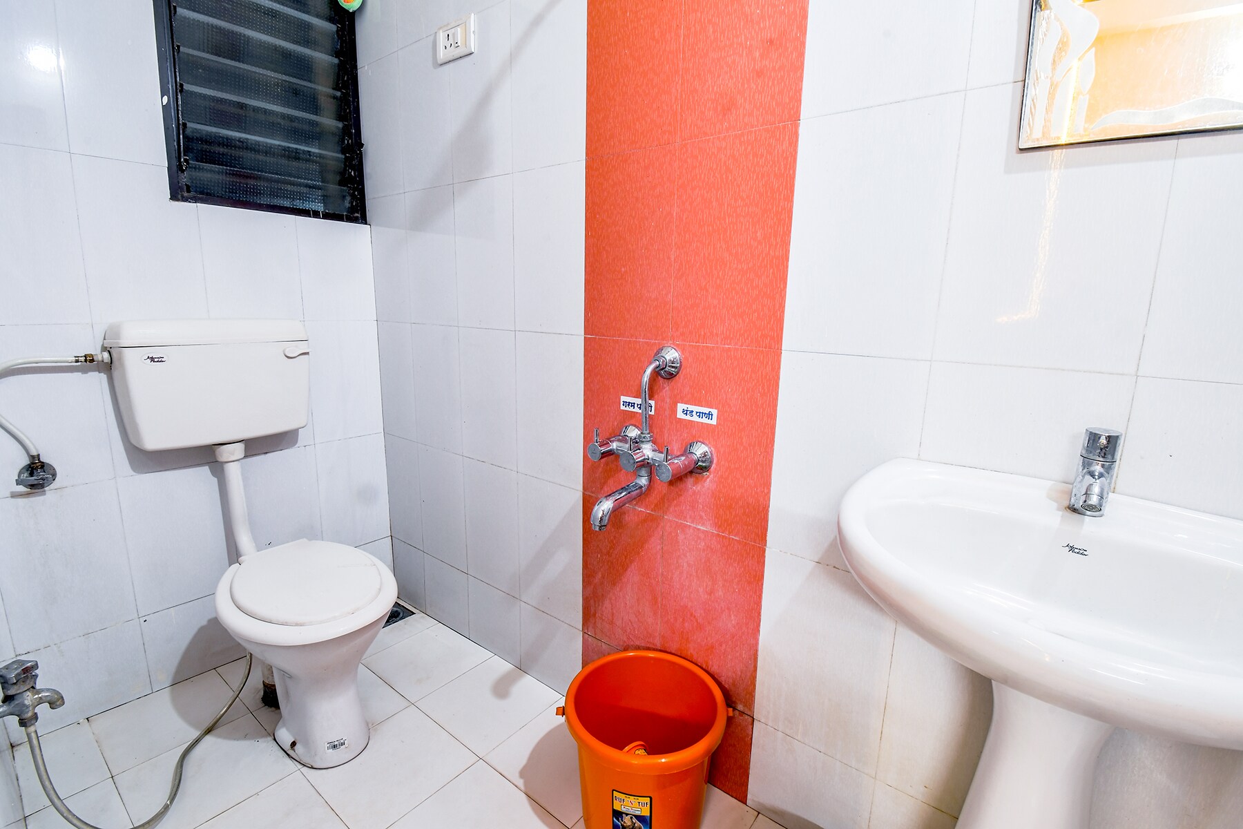 Hotel Anand Resort - Tap to explore photos