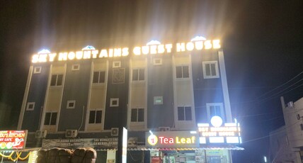 Skymountainsguesthouse@a/c rooms Room Type - 301