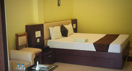 GOLDEN VIEW RESORT AND RESTRURENT Room Type - SUPER DELUX