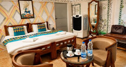 Melody Moon Desert Camp Room Type - Royal Melody Deluxe Tent