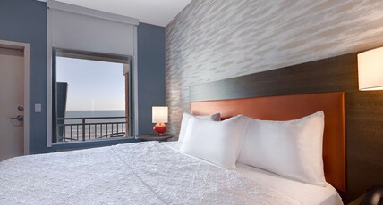 Home2 Suites by Hilton Galveston Room Type - 1 KNG BED STUDIO BALCONY