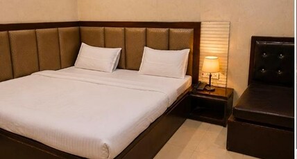 Hotel Atithi Palace Room Type - Classic Room