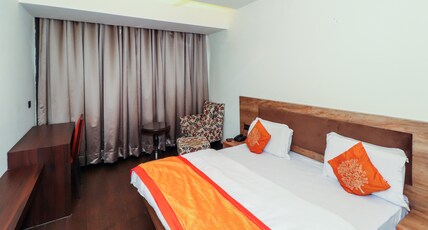 HOTEL MIDTOWN Room Type - Super Deluxe Room