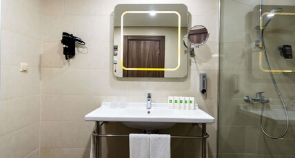 ibis Styles Istanbul Bomonti Room Type - Superior Room (Twin Bed )