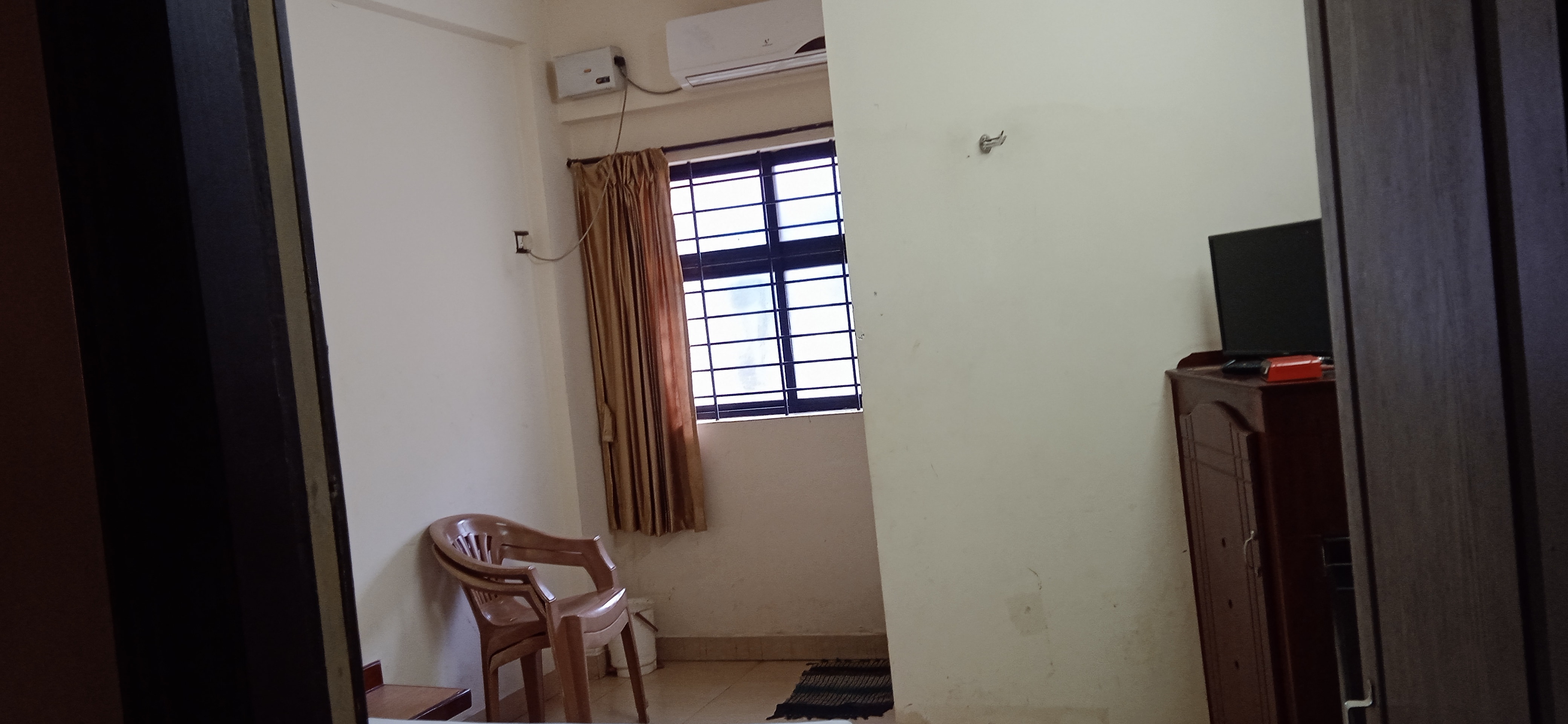 Sithara Guest House - Tap to explore photos