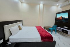 BHARAT PALACE