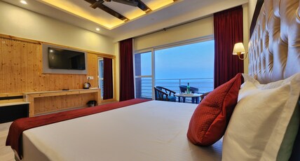 Wonder Hill Room Type - PREMIUM AC ROOM WITH BALCONY  ( Mountain View and Sunrise View)