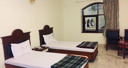 HOTEL CHITHRA, NAGERCOIL Room Type - Non AC Double bed