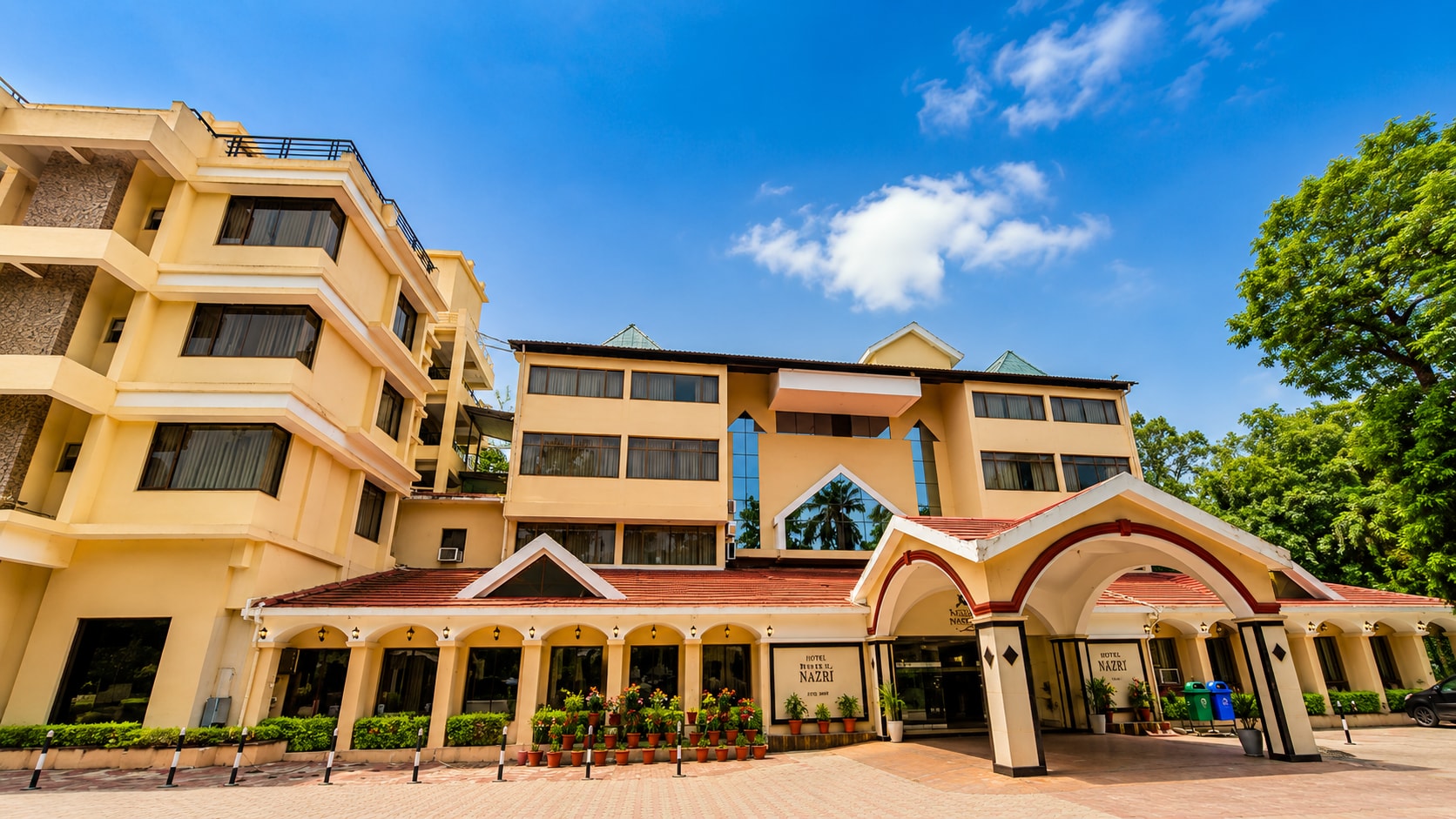 MPT Kalchuri Residency, Jabalpur (4 Min walk to Jabalpur railway Station) - Tap to explore photos